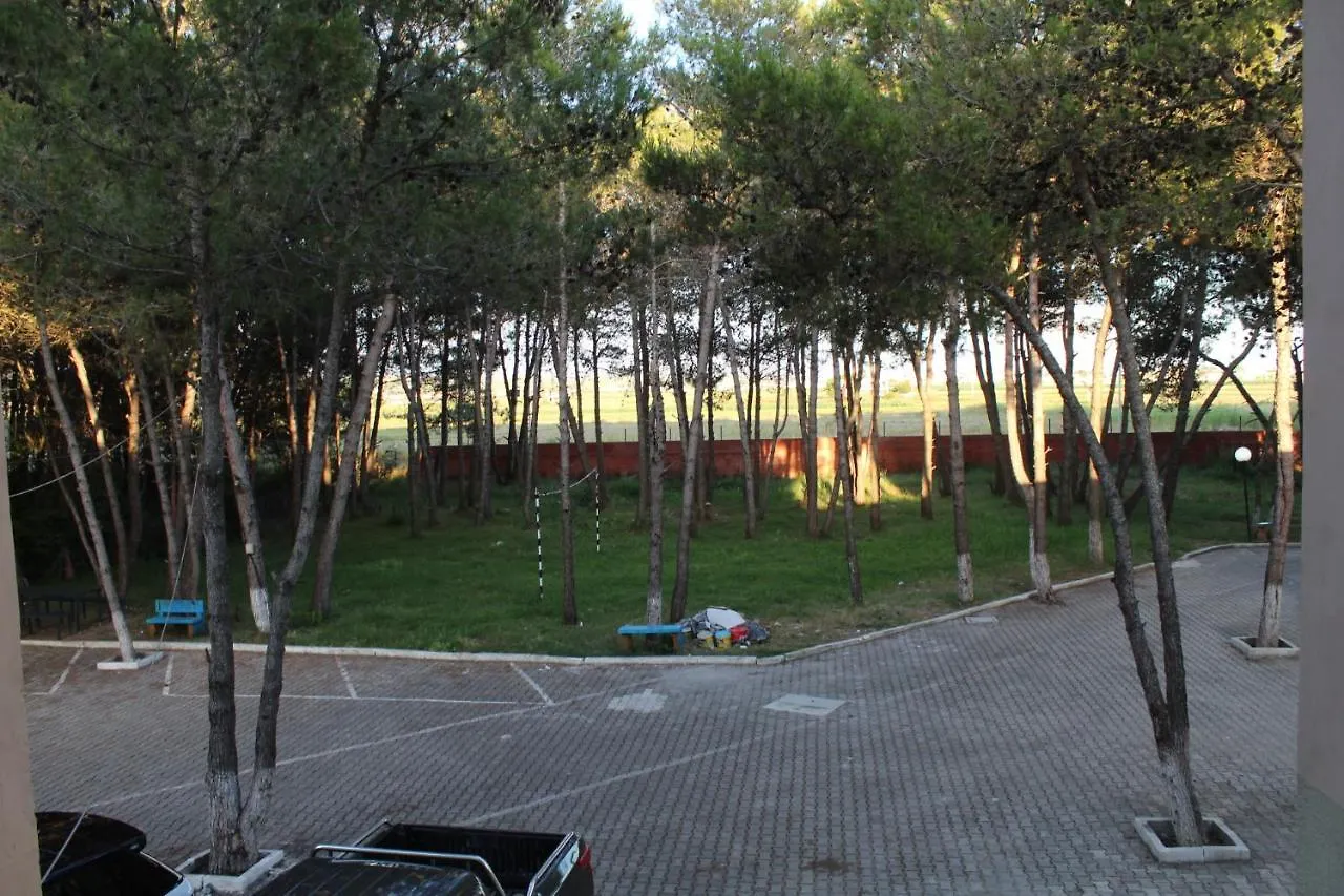 Eta'S Beach Apartment Golem  Albania